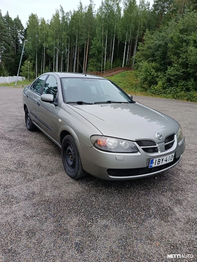 Nissan Almera 2005, kuva 1/8