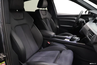 Audi e-tron Sportback S-line quattro 55 2023, kuva 7/19