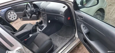 Toyota Avensis 2.0d4d 2007, kuva 7/10