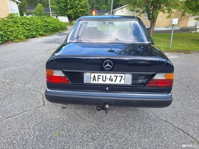 Mercedes-Benz 200 W 124 1991, kuva 4/15