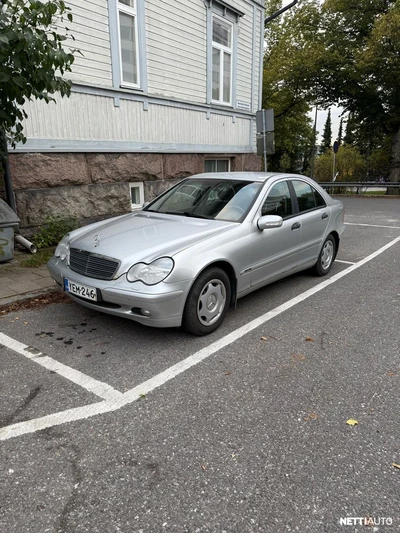 Mercedes-Benz C 2002, kuva 2/3