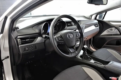 Toyota Avensis 2016, kuva 3/16