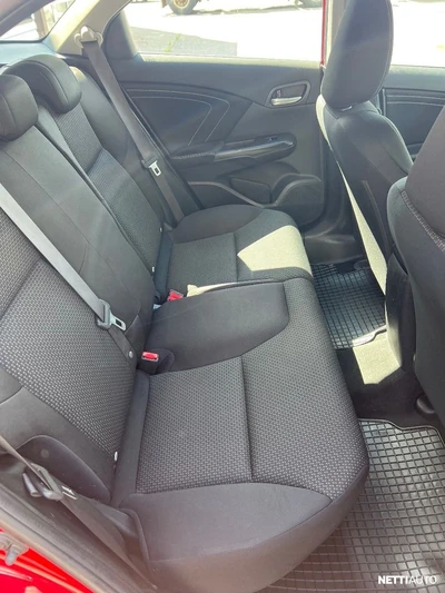 Honda Civic 1.8 Comfort Tourer 2016, kuva 7/12