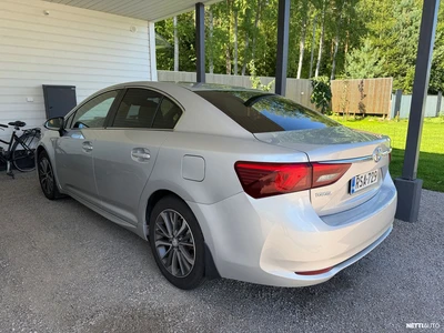 Toyota Avensis 2015, photo 3/14