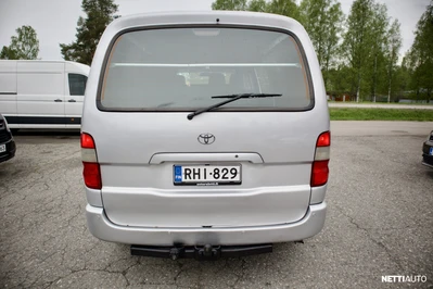 Toyota Hiace 2009, photo 6/15
