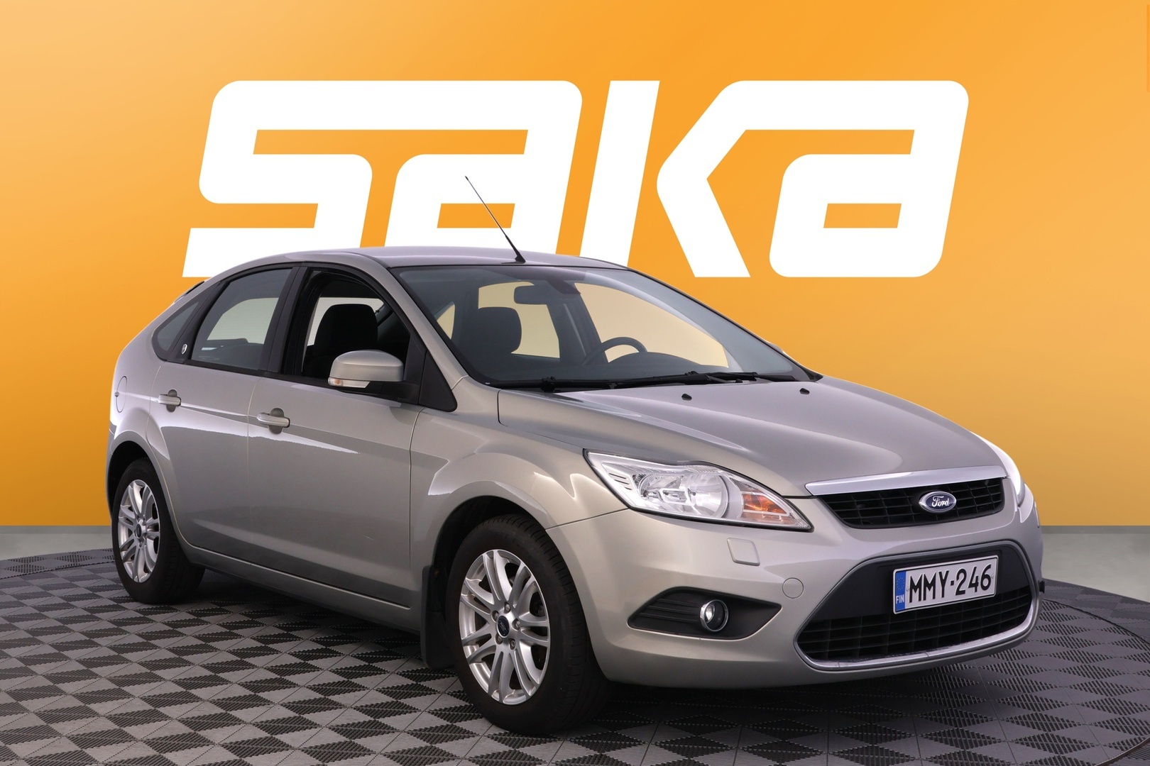 Ford Focus Ford Focus 1,6 100hv Ghia