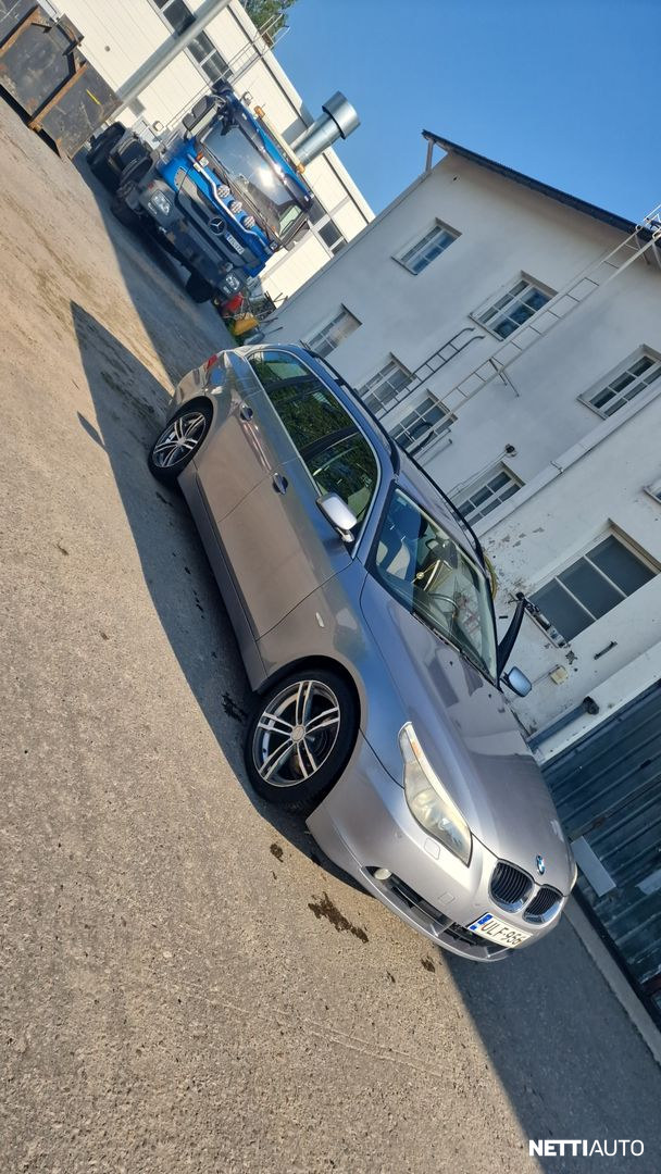 BMW 525
