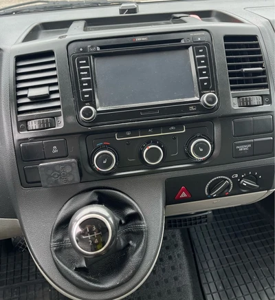 Volkswagen Transporter 2010, photo 5/12