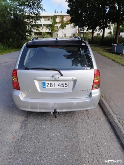 Toyota Corolla 2004, kuva 5/6