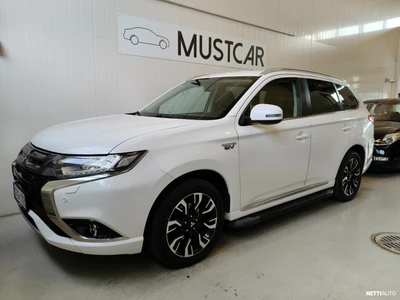 Mitsubishi Outlander PHEV 2016, kuva 1/25