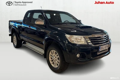 Toyota Hilux 2015, photo 6/25