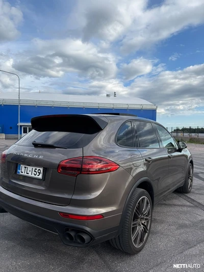 Porsche Cayenne 2015, photo 7/32