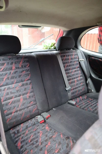 Toyota Corolla 1998, photo 3/15