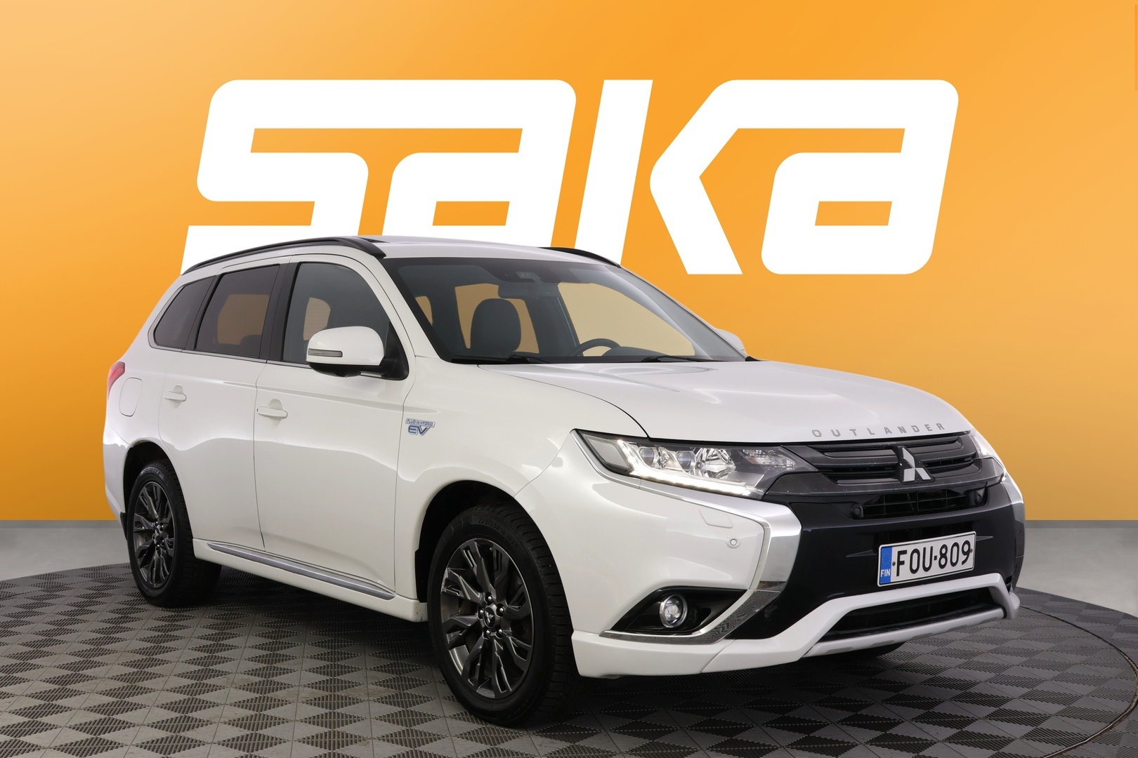 Mitsubishi Outlander PHEV Instyle Navi 4WD 5P Edition 100