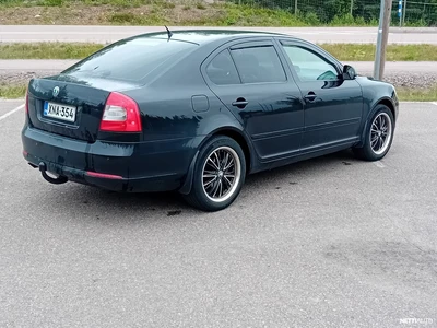 Skoda Octavia 2.0 TDI 200hv 2013, kuva 4/7