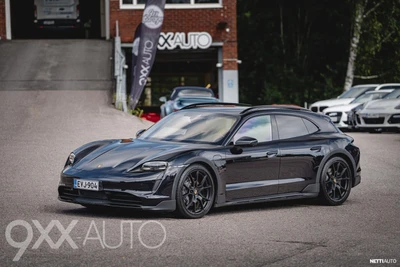 Porsche Taycan 2023, photo 2/8