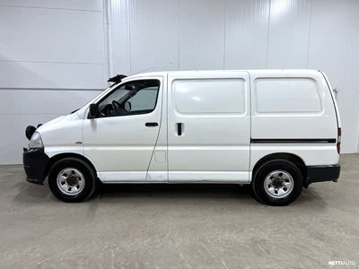Toyota Hiace 2,5 D-4D 117 5ov 4WD 2008, photo 6/9