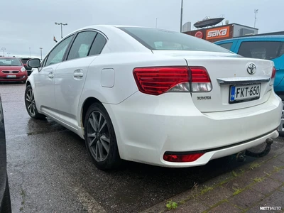 Toyota Avensis 2012, kuva 4/7