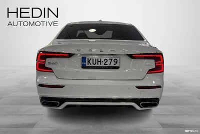 Volvo S60 2021, photo 4/43