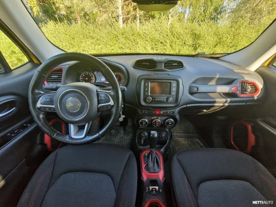Jeep Renegade 2015, kuva 4/10