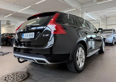 Volvo V60 Cross Country 2018, photo 5/22