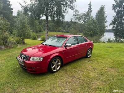Audi A4 2003, photo 1/7