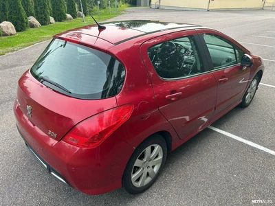 Peugeot 308 2010, photo 2/4