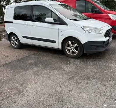 Ford Transit Courier 2015, kuva 3/6