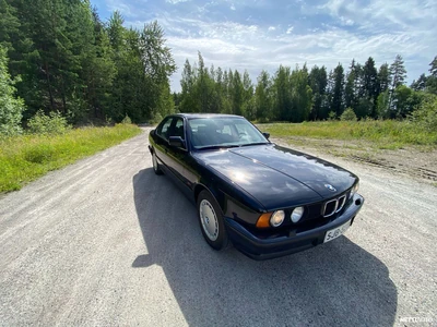 BMW 520 1989, kuva 3/14