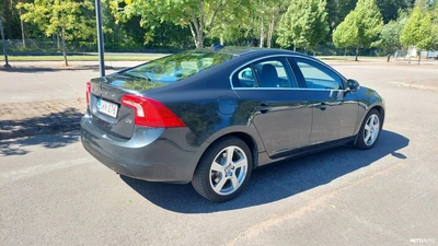 Volvo S60 D3 Summum aut 2011, kuva 3/6