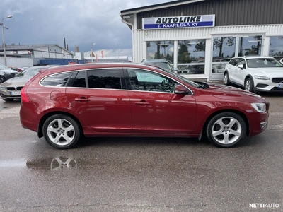 Volvo V60 2016, photo 2/10
