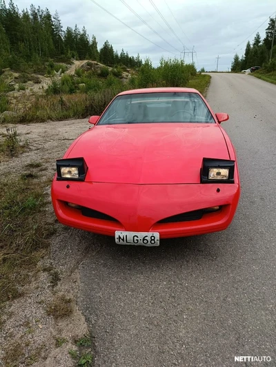 Pontiac Firebird 1990, kuva 5/9