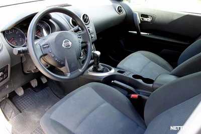 Nissan Qashqai 2013, photo 6/10