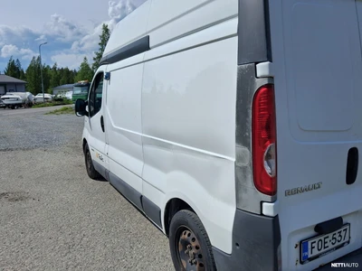 Renault Trafic 2010, photo 4/13