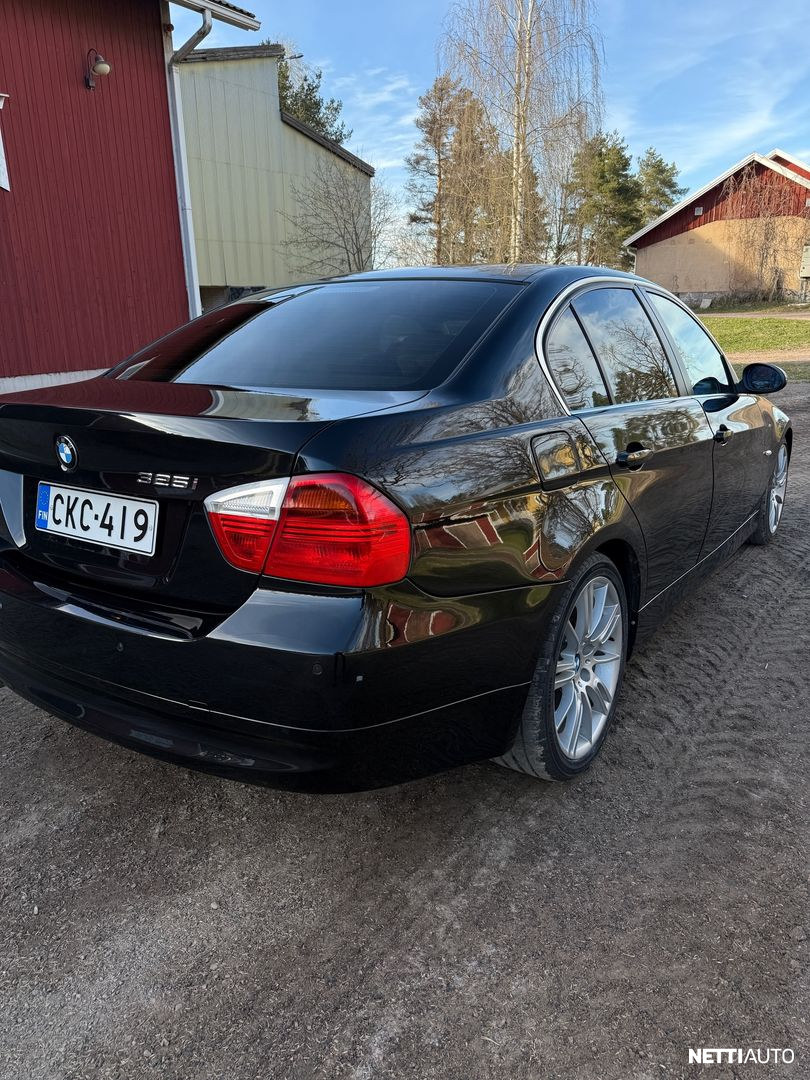 BMW 325