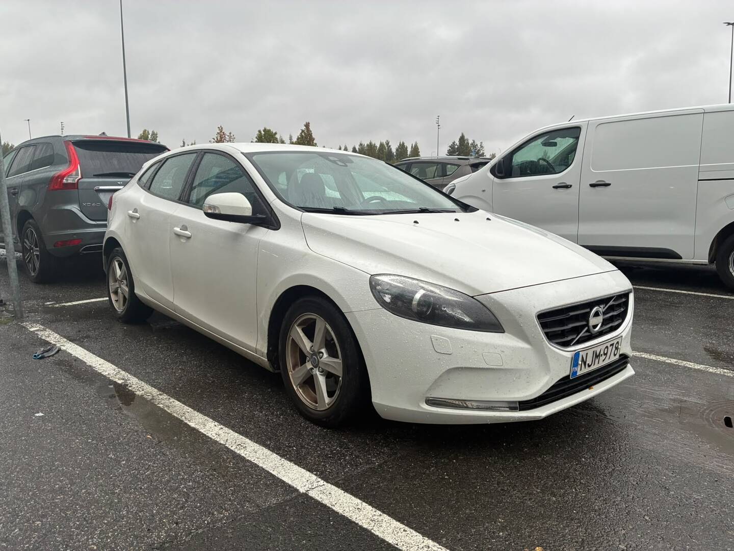 Volvo V40