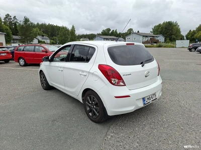 Hyundai i20 1,2 5MT GO 2015, photo 2/7