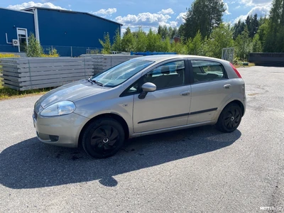 Fiat Grande Punto 2007, photo 4/24