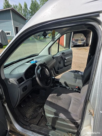 Ford Tourneo Connect 2004, photo 7/12