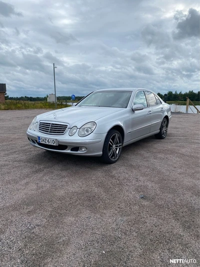 Mercedes-Benz E 220 CDI 2002, photo 1/14