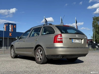 Skoda Octavia 2005, kuva 2/10