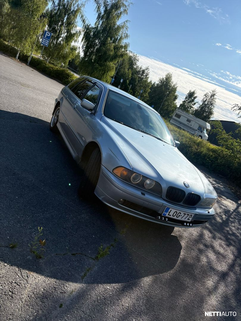 BMW 520