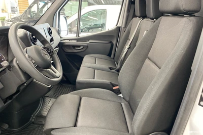 Mercedes-Benz Sprinter 2025, photo 6/16