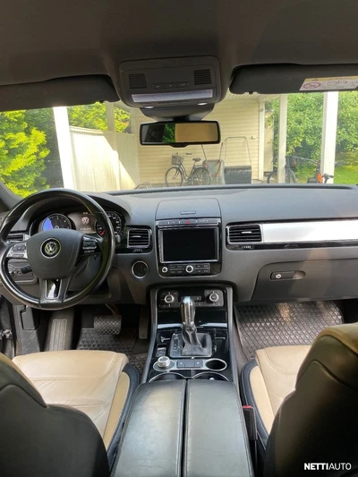 Volkswagen Touareg 2015, kuva 7/10