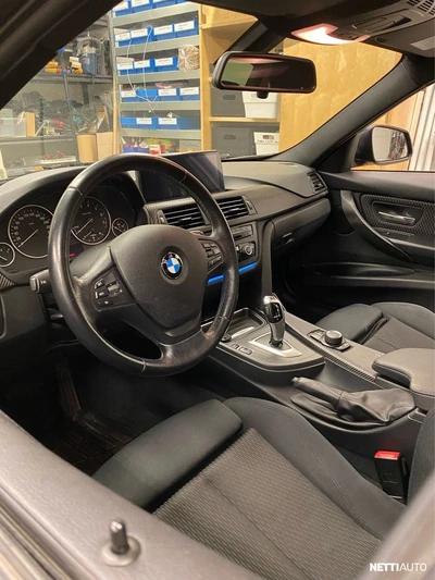 BMW 320 TwinPower Turbo A xDrive F30 2013, photo 3/5