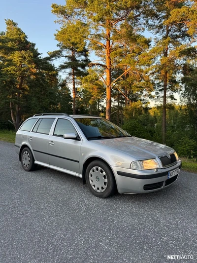Skoda Octavia 1,9 TDI Classic 2004, kuva 4/5