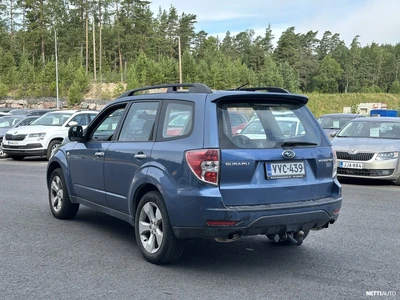 Subaru Forester 2,0 XS TD VR 2010, kuva 2/4