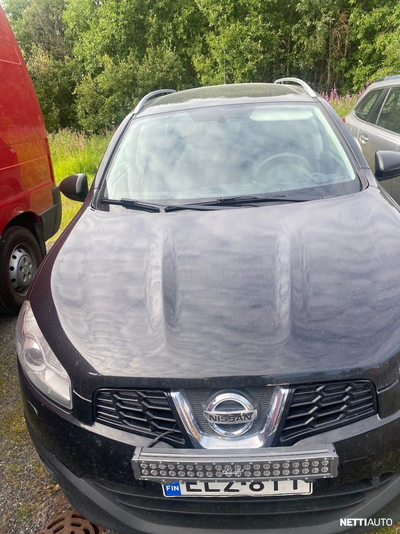 Nissan Qashqai+2 2011, photo 2/6