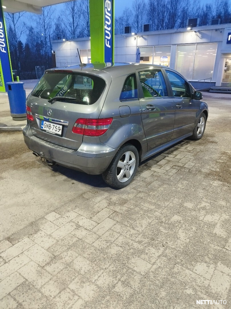 Mercedes-Benz B