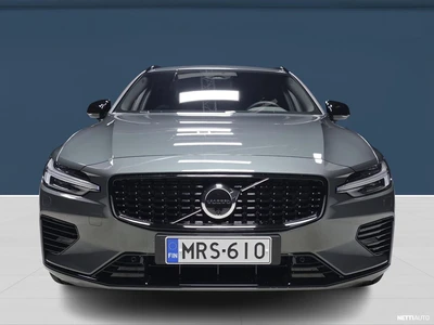 Volvo V60 2026, photo 2/17